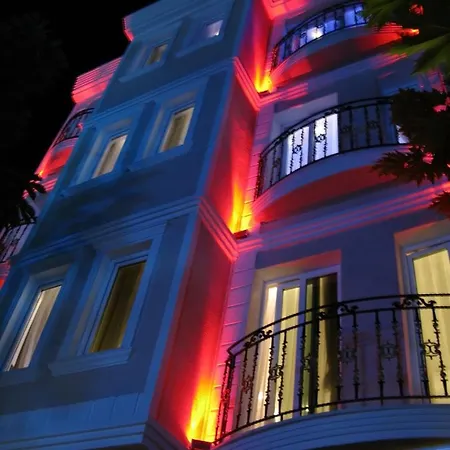 Hotell Charm 3*