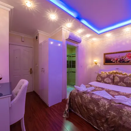 Charm איסטמבול