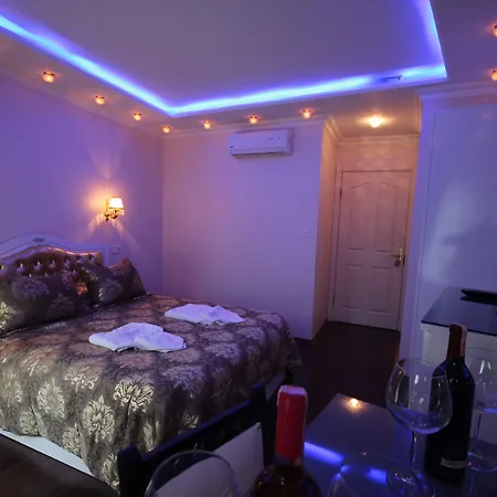 Charm איסטמבול