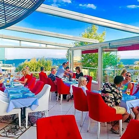 Charm 3* Κωνσταντινούπολη