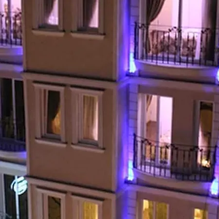 Ξενοδοχείο Charm 3*
