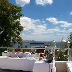 Charm Ξενοδοχείο 3*